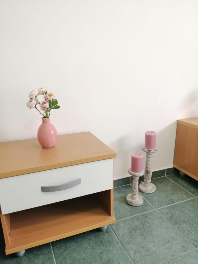 Holiday House Lara Starigrad Paklenica Buitenkant foto
