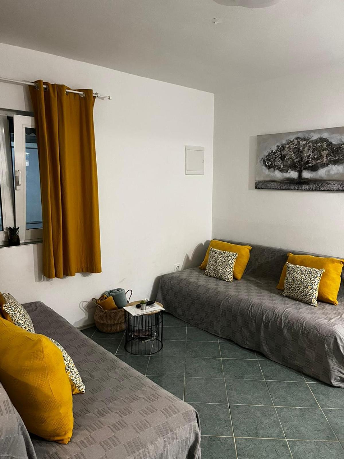 Holiday House Lara Starigrad Paklenica Buitenkant foto